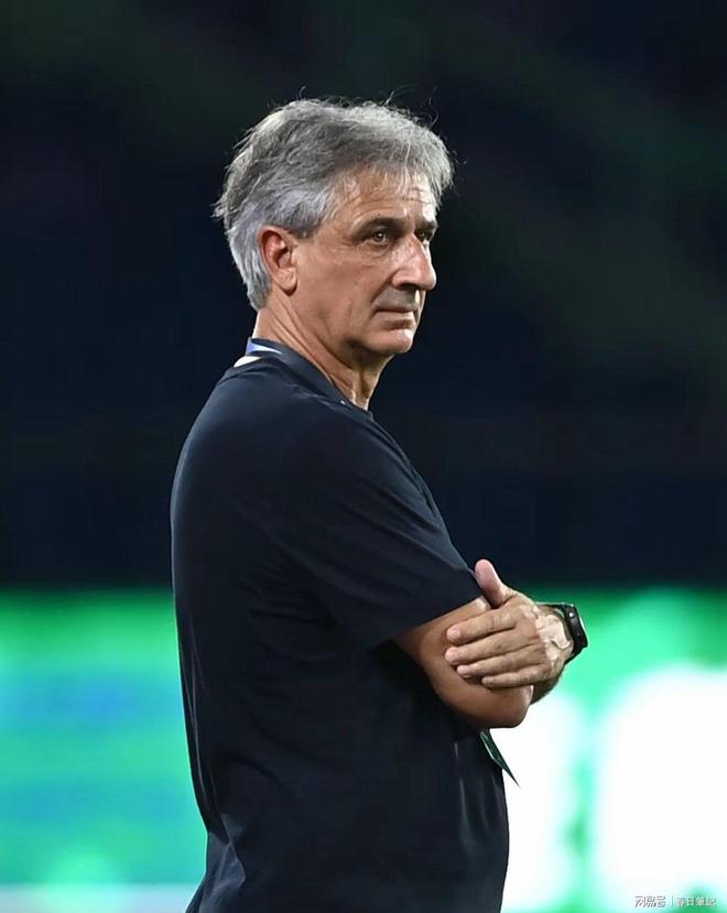 转会期体能课后，巴黎圣日耳曼主帅复盘备战中超，信心回归，数据趋势出现新变化的简单介绍